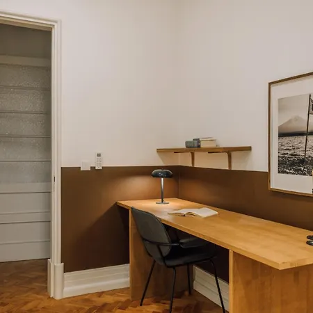 Kiso - 2 Bedrooms In Marques De Pombal Lägenhet Lisboa