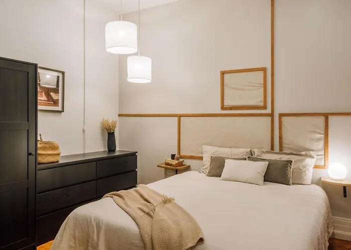 Apartment Kiso - 2 Bedrooms In Marques De Pombal Lissabon