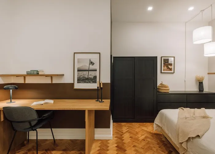 Apartment Kiso - 2 Bedrooms In Marques De Pombal Lissabon